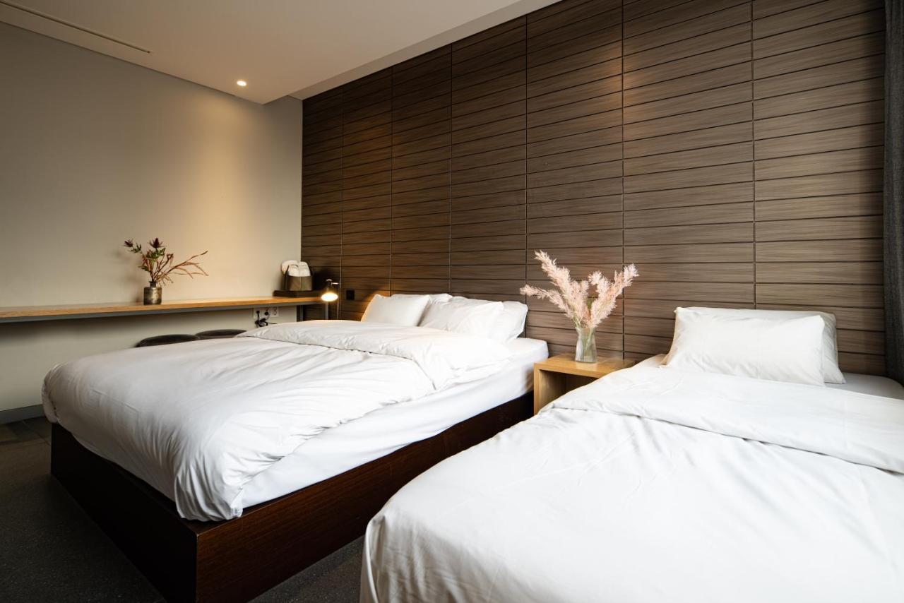 Hotel The Designers Hongdae Seoel Buitenkant foto