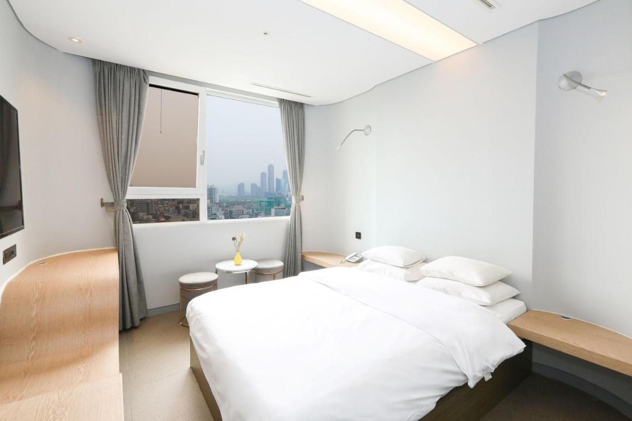 Hotel The Designers Hongdae Seoel Buitenkant foto