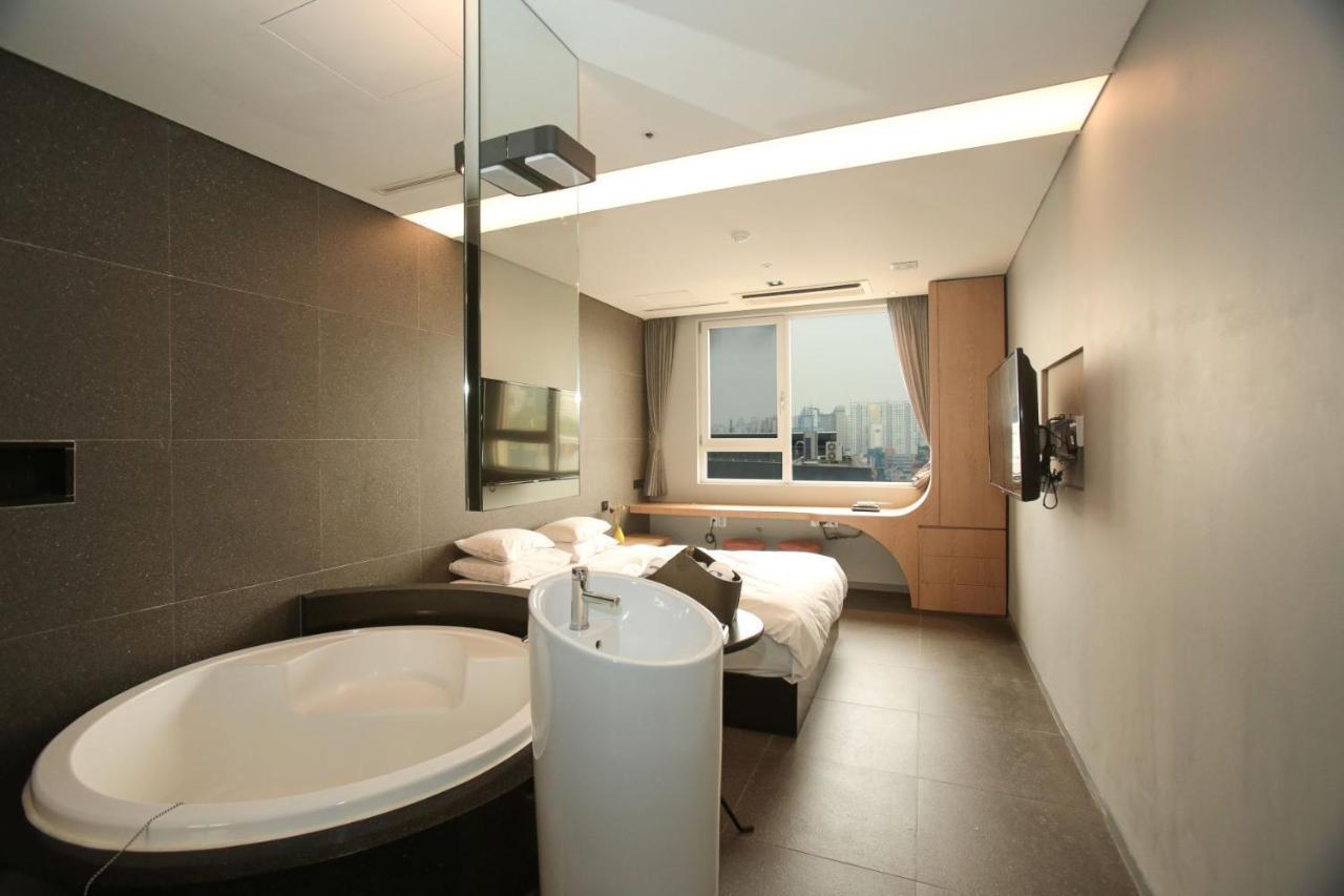 Hotel The Designers Hongdae Seoel Buitenkant foto