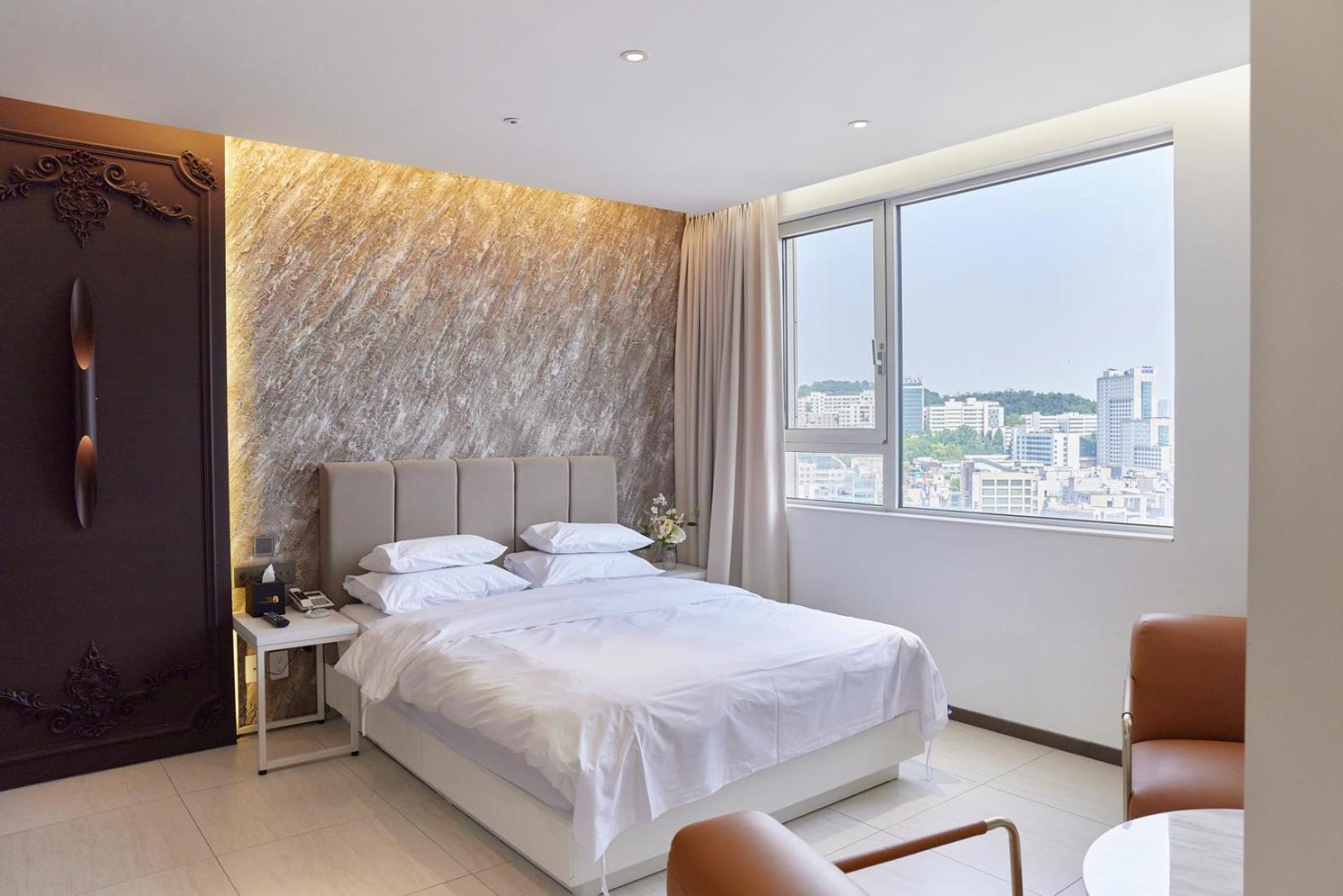 Hotel The Designers Hongdae Seoel Buitenkant foto