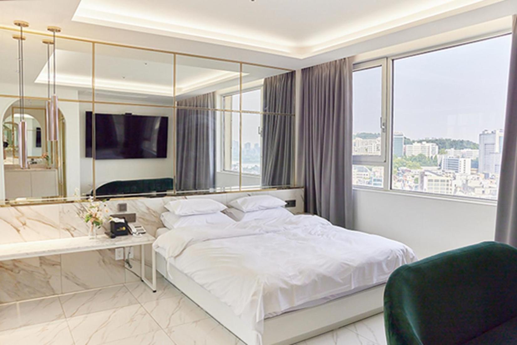 Hotel The Designers Hongdae Seoel Buitenkant foto